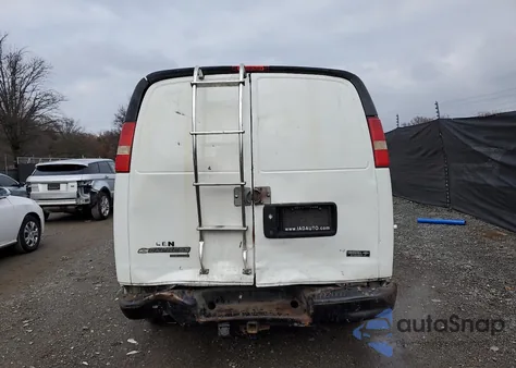 2015 Chevrolet Express G2500 z USA, uszkodzony, nr VIN 1GCWGFCF2F1185759